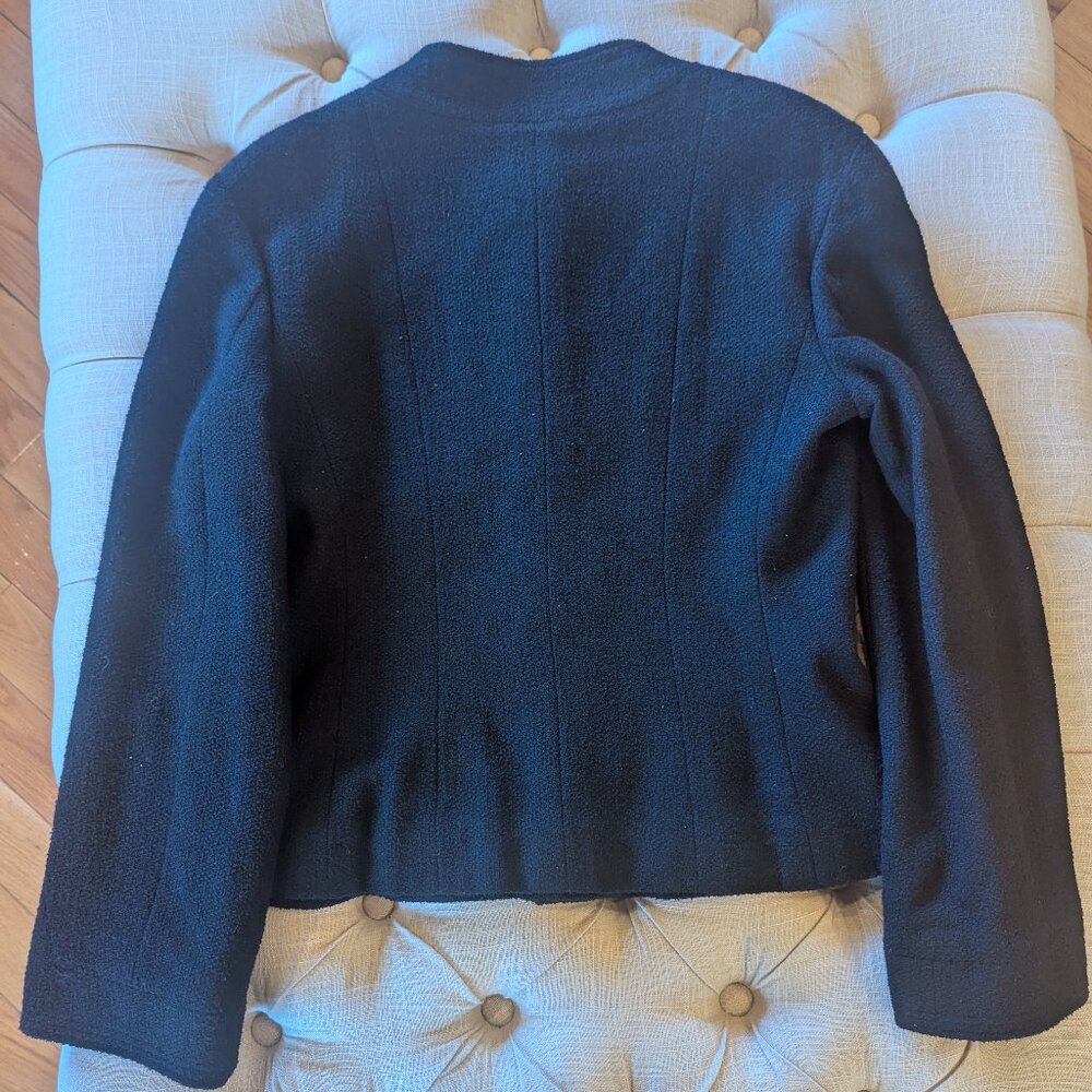 Chanel Suit Set - Picture 2 of 15
